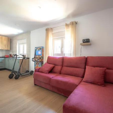 Appartement Lujo, 8 Pax Patinetes, Netflix, Wifi Y Parking *